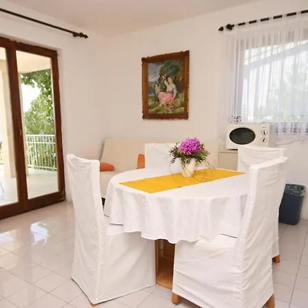 Apartment By The Sea Okrug Donji, Ciovo - 6859 Trogir