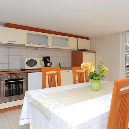 Apartment By The Sea Okrug Donji, Ciovo - 6859 Trogir